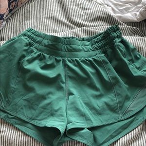 Lulu lemon Hotty Hot shorts